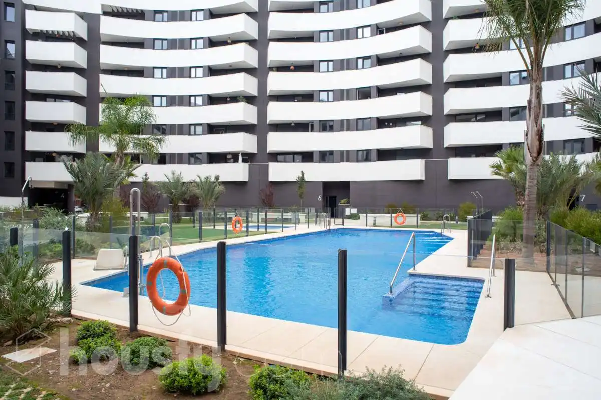 Swimming pool of Flat for rent in Sevilla  with Air Conditioner, Terrace and Swimming Pool