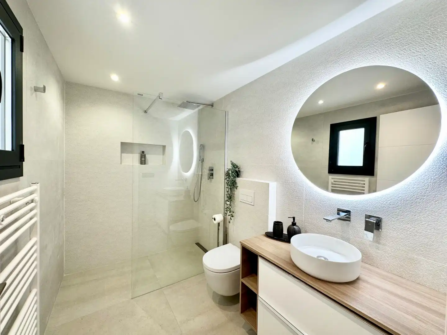 House with terrace for sale in Carrer d'Antoni Canals, imagen 49
