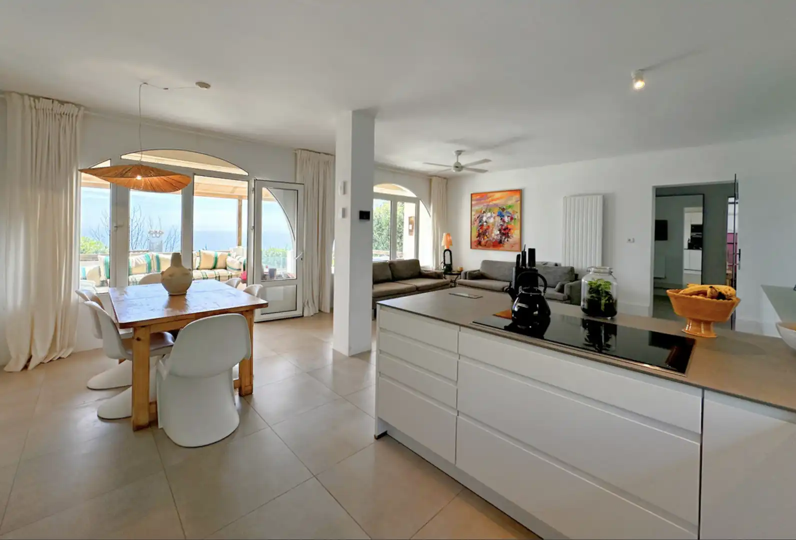 Cuina de Casa o xalet en venda en Estepona amb Aire condicionat, Jardí privat i Terrassa