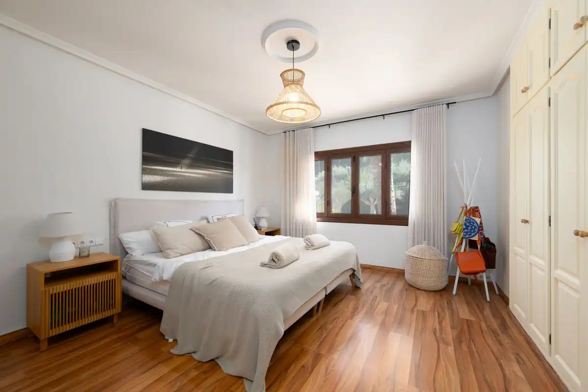 Habitación de Casa o chalet en venta en Elche / Elx con Aire acondicionado, Calefacción y Jardín privado