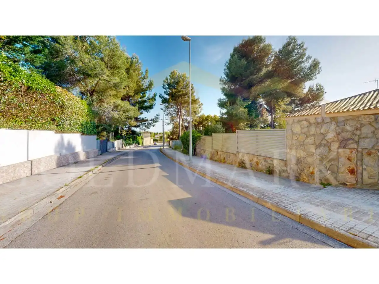 Vista exterior de Casa o xalet en venda en Sabadell amb Aire condicionat, Jardí privat i Terrassa