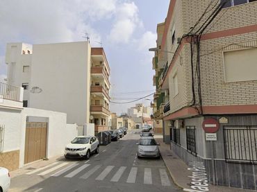 Chalet con jardín en venta en Albox