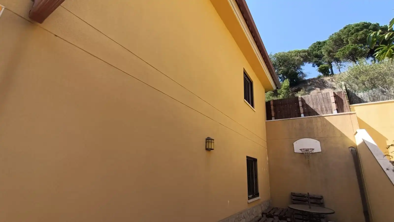 Vista exterior de Casa o xalet en venda en Lloret de Mar amb Aire condicionat, Calefacció i Jardí privat