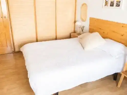 Bedroom of Flat for sale in Badalona  with Air Conditioner