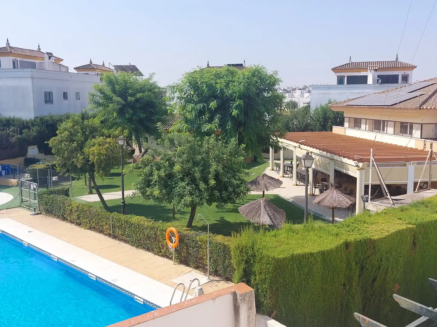 Jardí de Casa adosada en venda en Gines amb Aire condicionat, Jardí privat i Terrassa