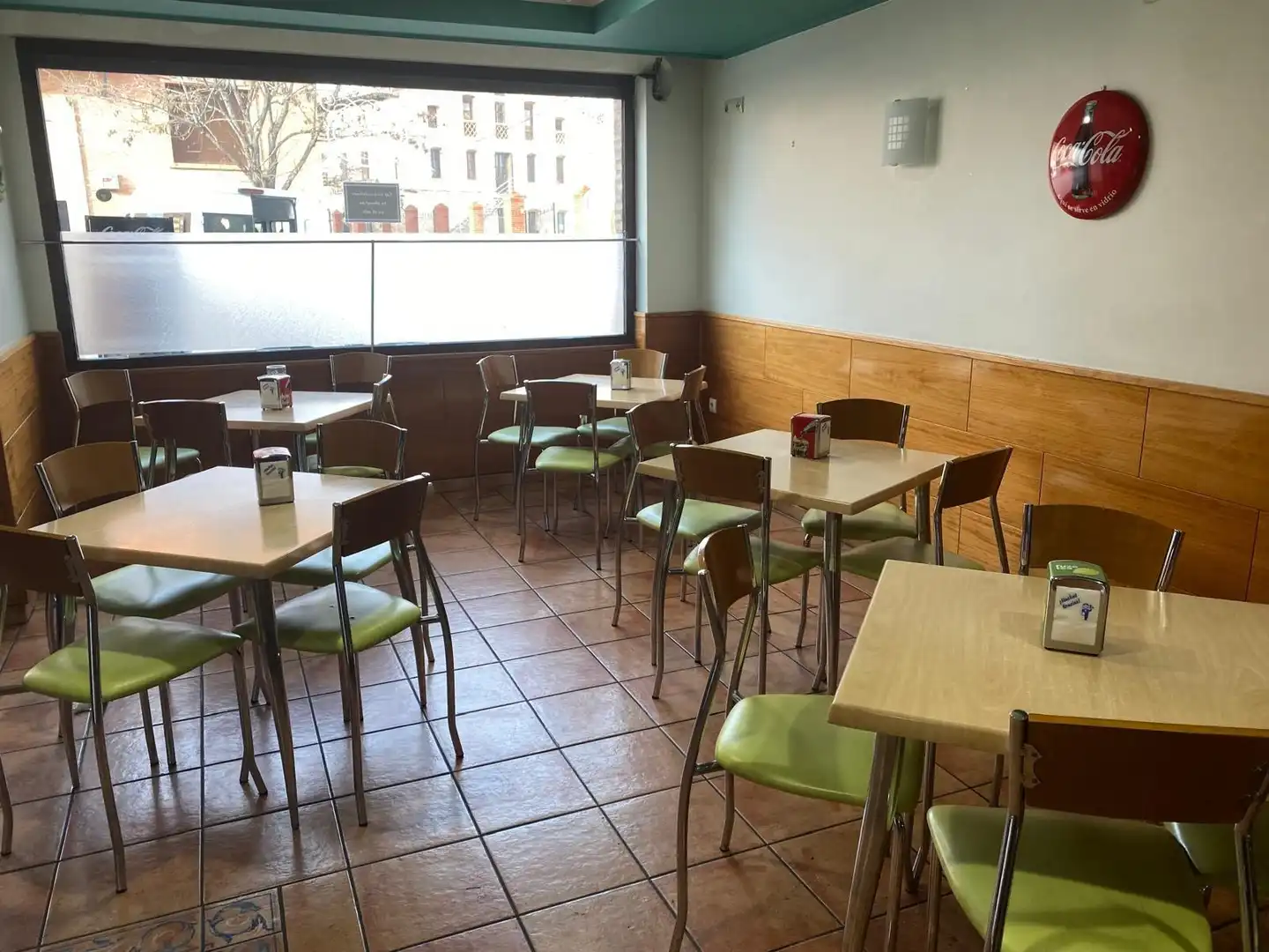 Local comercial en venda a Monreal del Campo, imagen 2