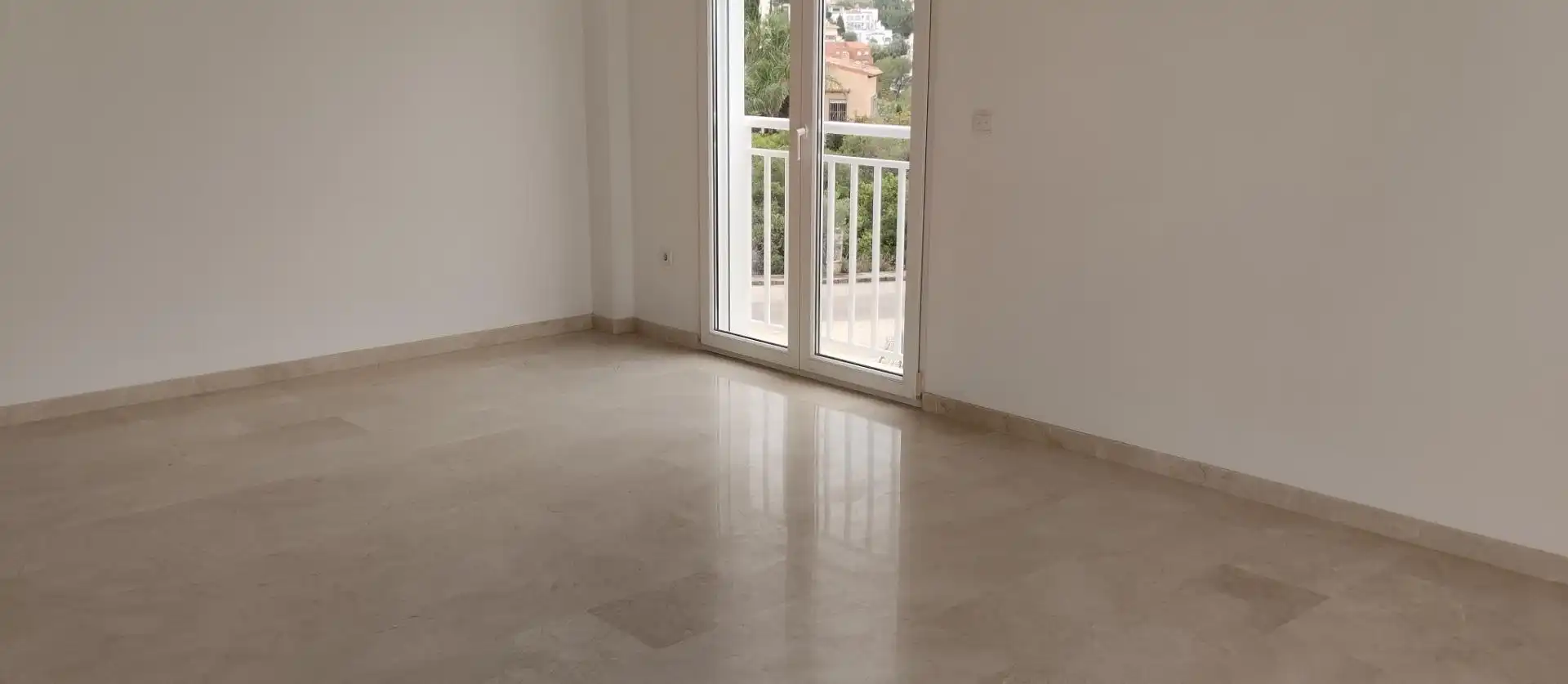 Sala de estar de Piso en venta en Pego con Aire acondicionado, Terraza y Piscina comunitaria