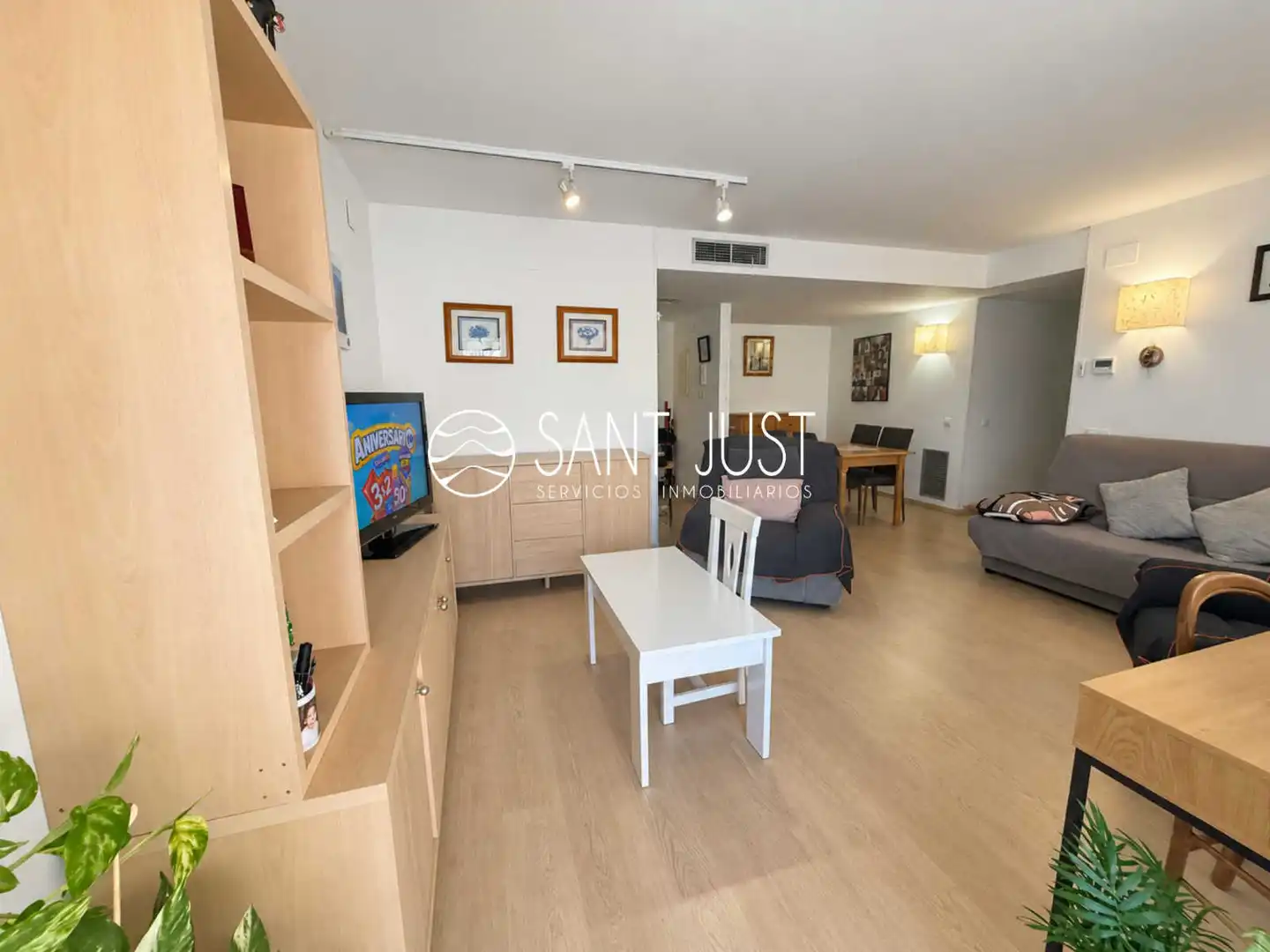 Apartment with pool for sale in Carrer d'Emili Vendrell 8, imagen 4