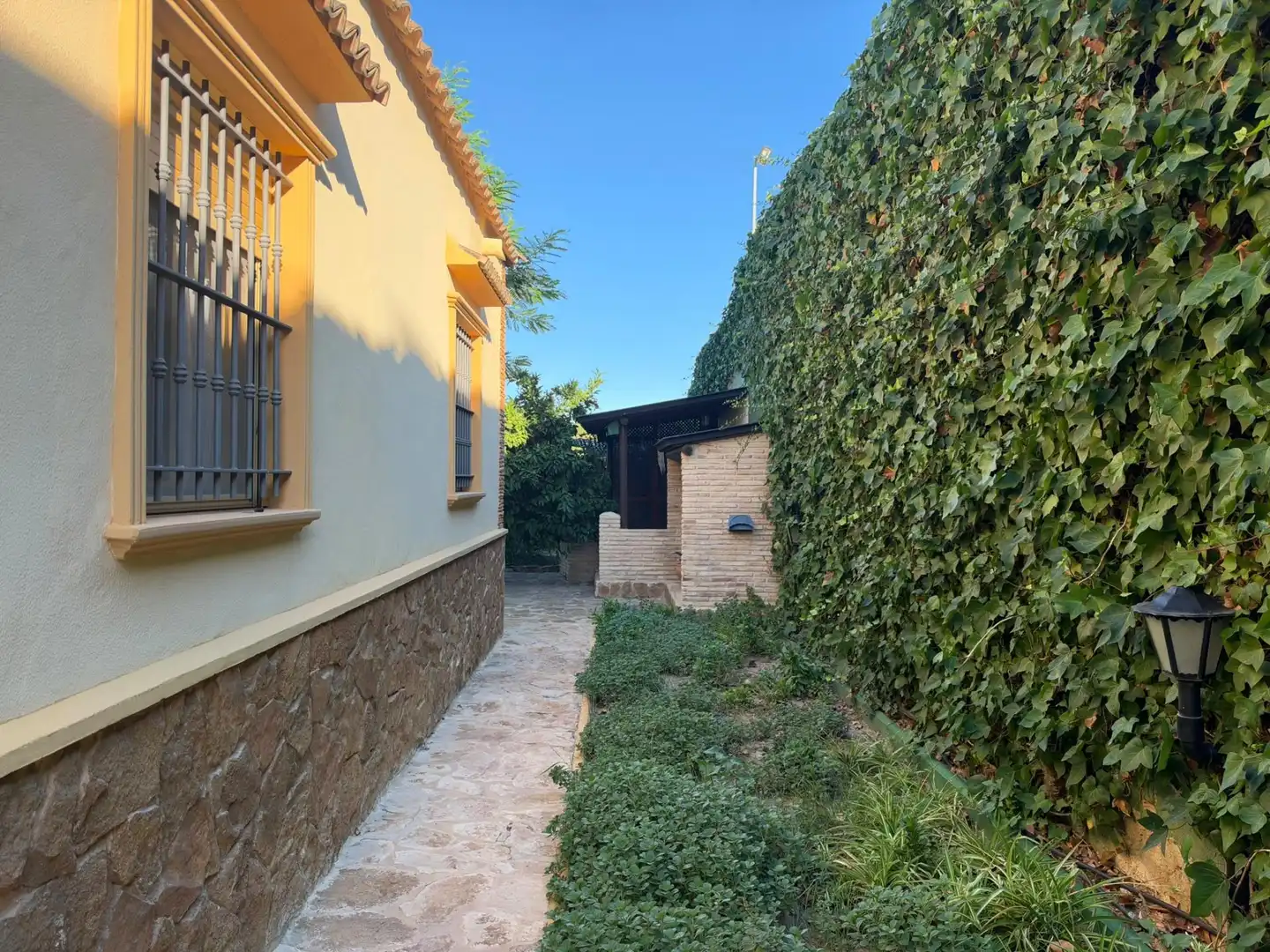 Vista exterior de Casa o chalet en venta en Orihuela con Aire acondicionado, Jardín privado y Trastero