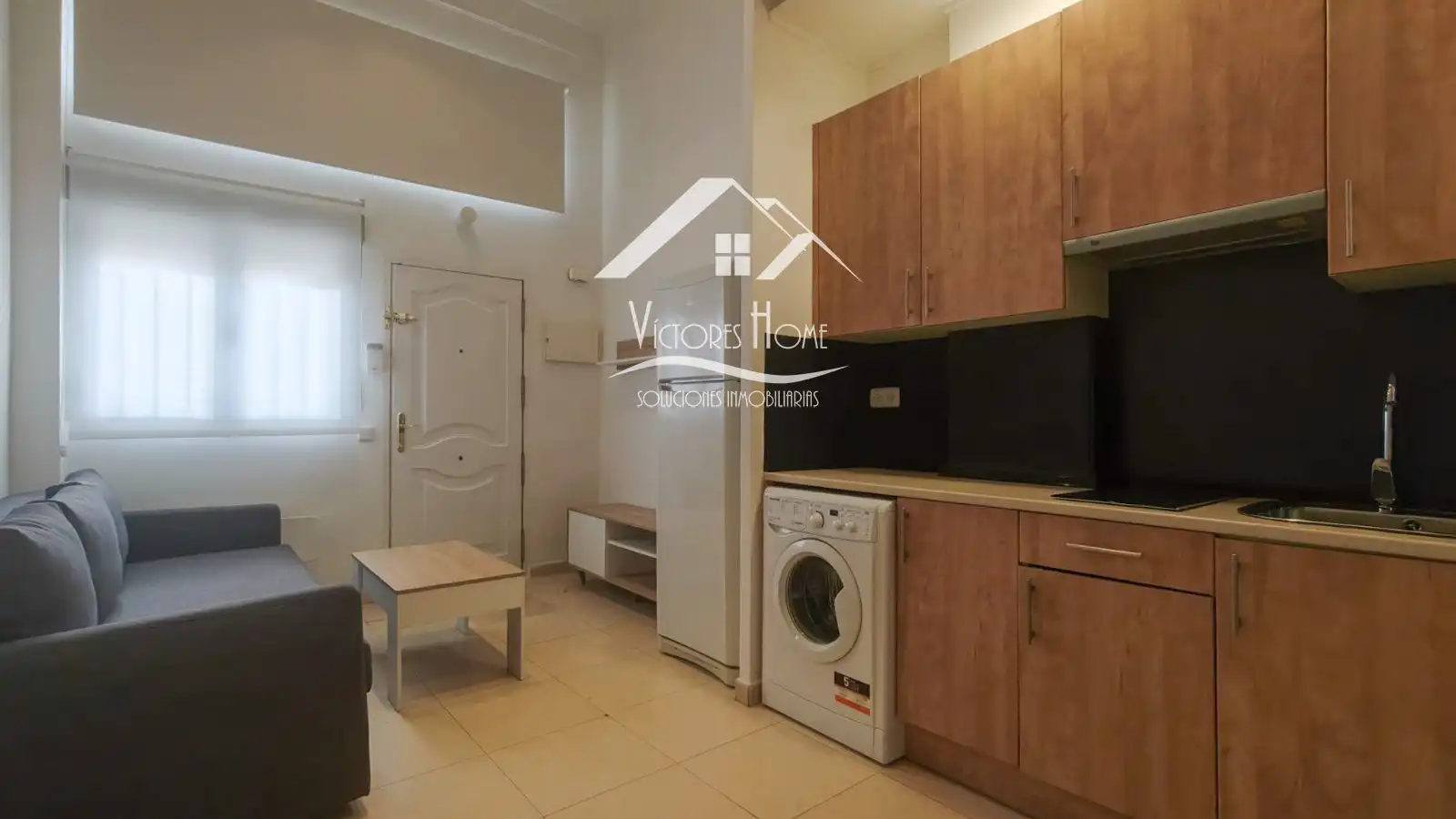 Kitchen of Flat for rent in  Madrid Capital  with Heating, Furnished and Alarm