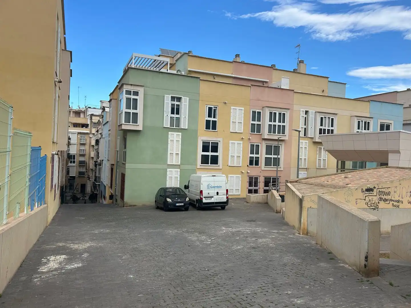 Vista exterior de Edificio en venta en Cartagena
