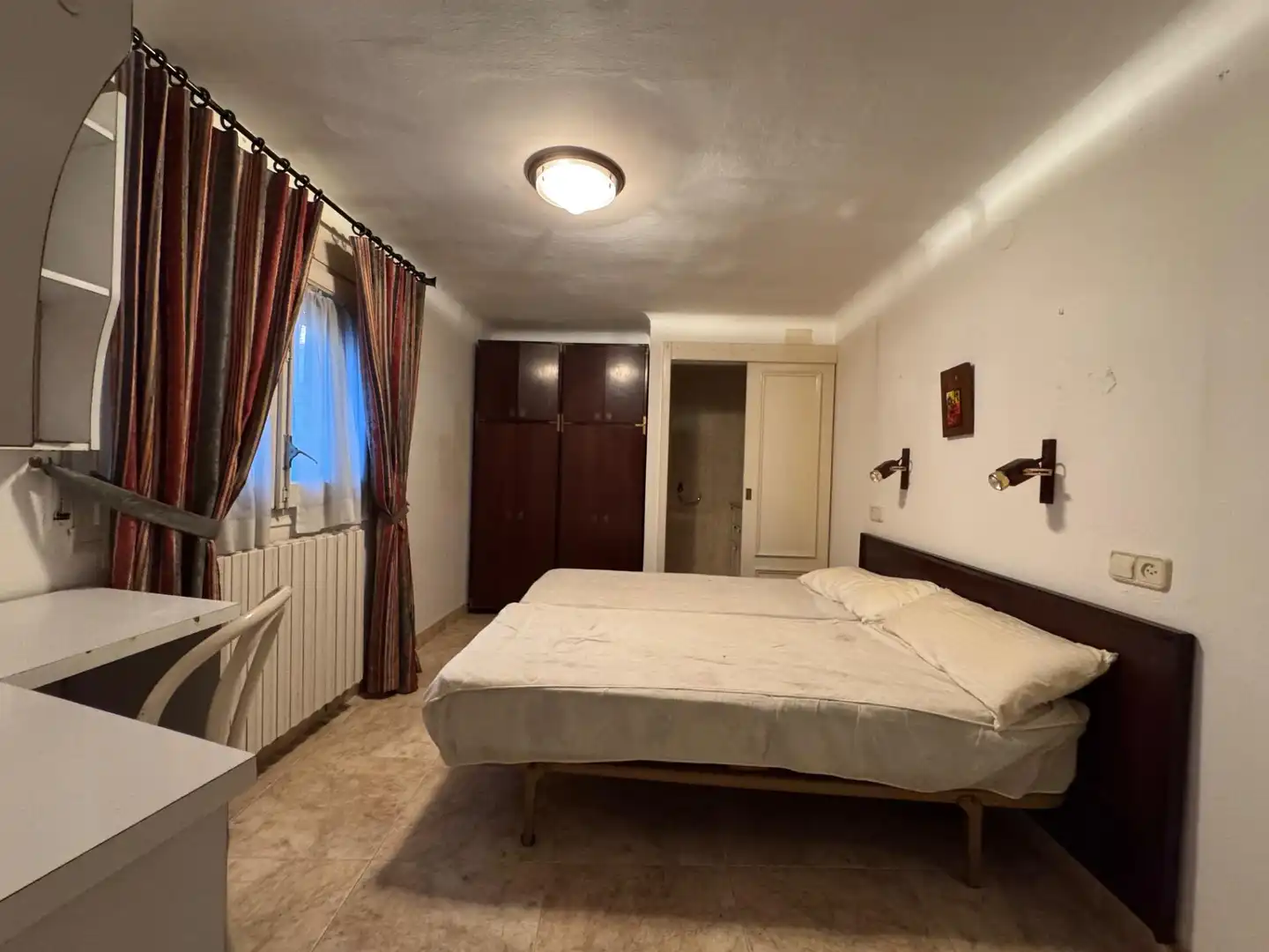 Schlafzimmer von Geschaftsraum zum Verkauf in Calaf