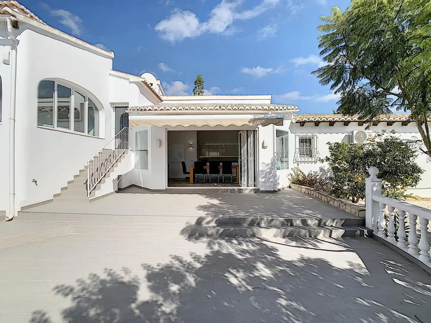 Chalet con piscina en venta en Cumbre del Sol, imagen 43
