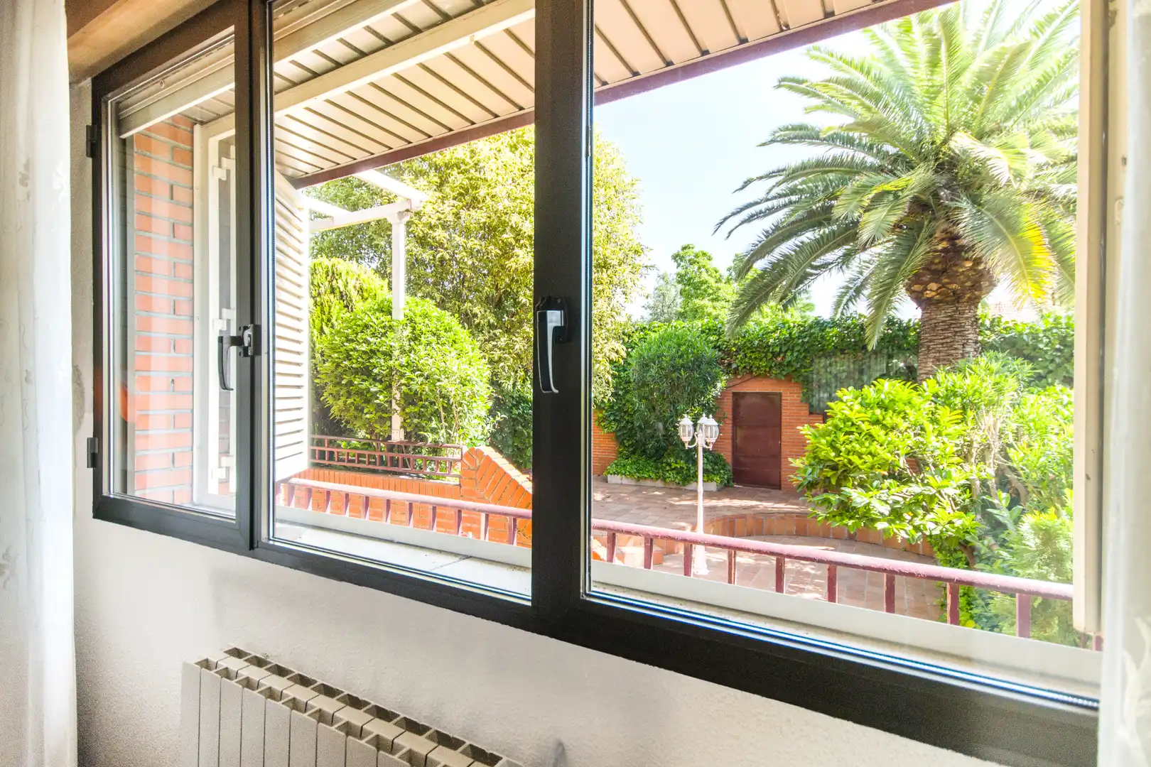 Terrassa de Casa adosada en venda en Getafe amb Aire condicionat, Calefacció i Jardí privat