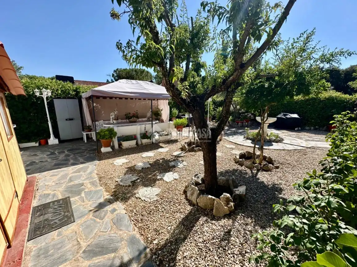 Jardí de Casa o xalet en venda en Pioz amb Aire condicionat, Calefacció i Moblat