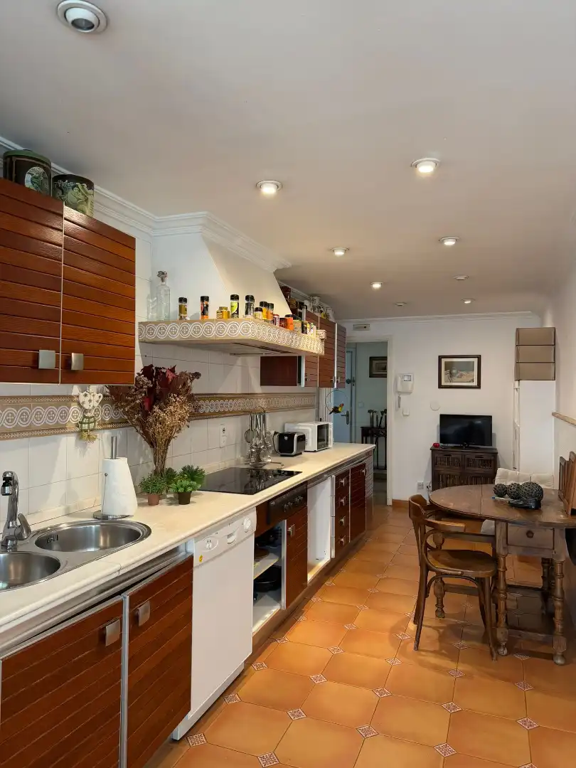 Kitchen of Flat for sale in A Coruña Capital   with Heating, Parquet flooring and Storage room