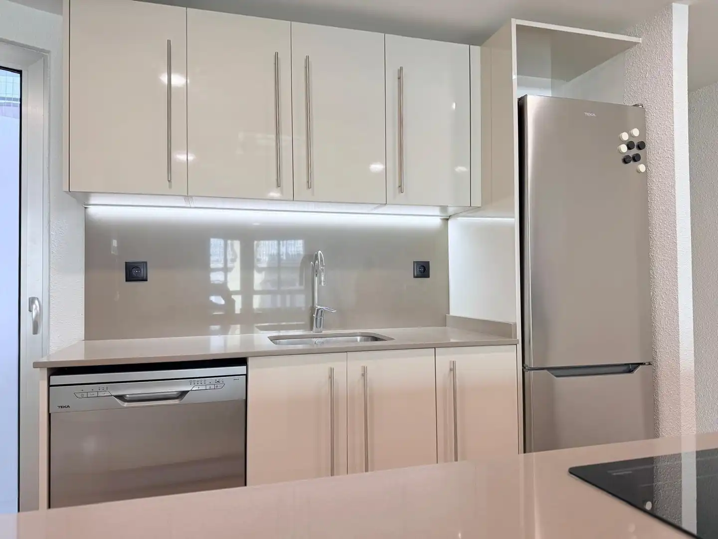 Kitchen of Flat for rent in Valencia  with Air Conditioner, Heating and Parquet flooring