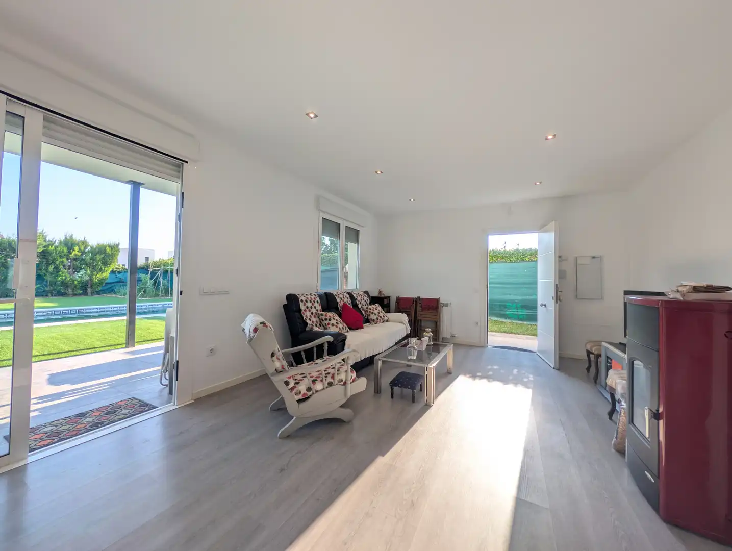 Sala d'estar de Casa o xalet en venda en Zuera amb Aire condicionat, Calefacció i Jardí privat
