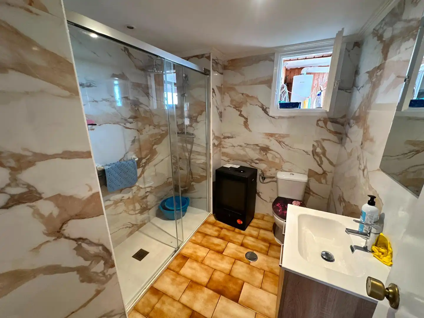 Baño de Piso en venta en Santander con Terraza