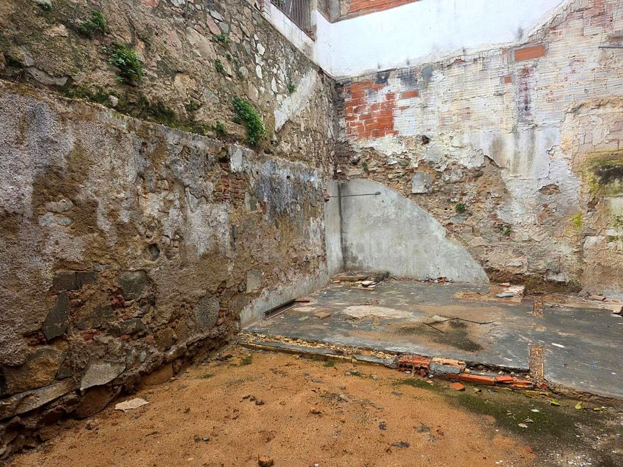 Planta baja for sale in Argentona  with Private garden