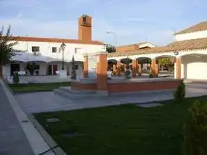 Vista exterior de Casa o chalet en venta en Navalvillar de Pela con Aire acondicionado y Amueblado