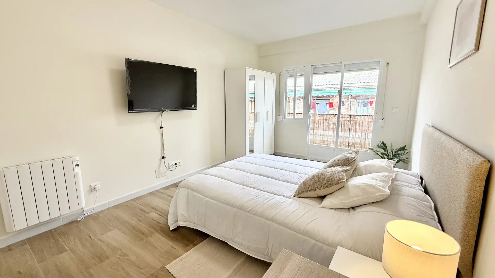 Bedroom of Flat for sale in Alcobendas  with Heating, Terrace and Furnished