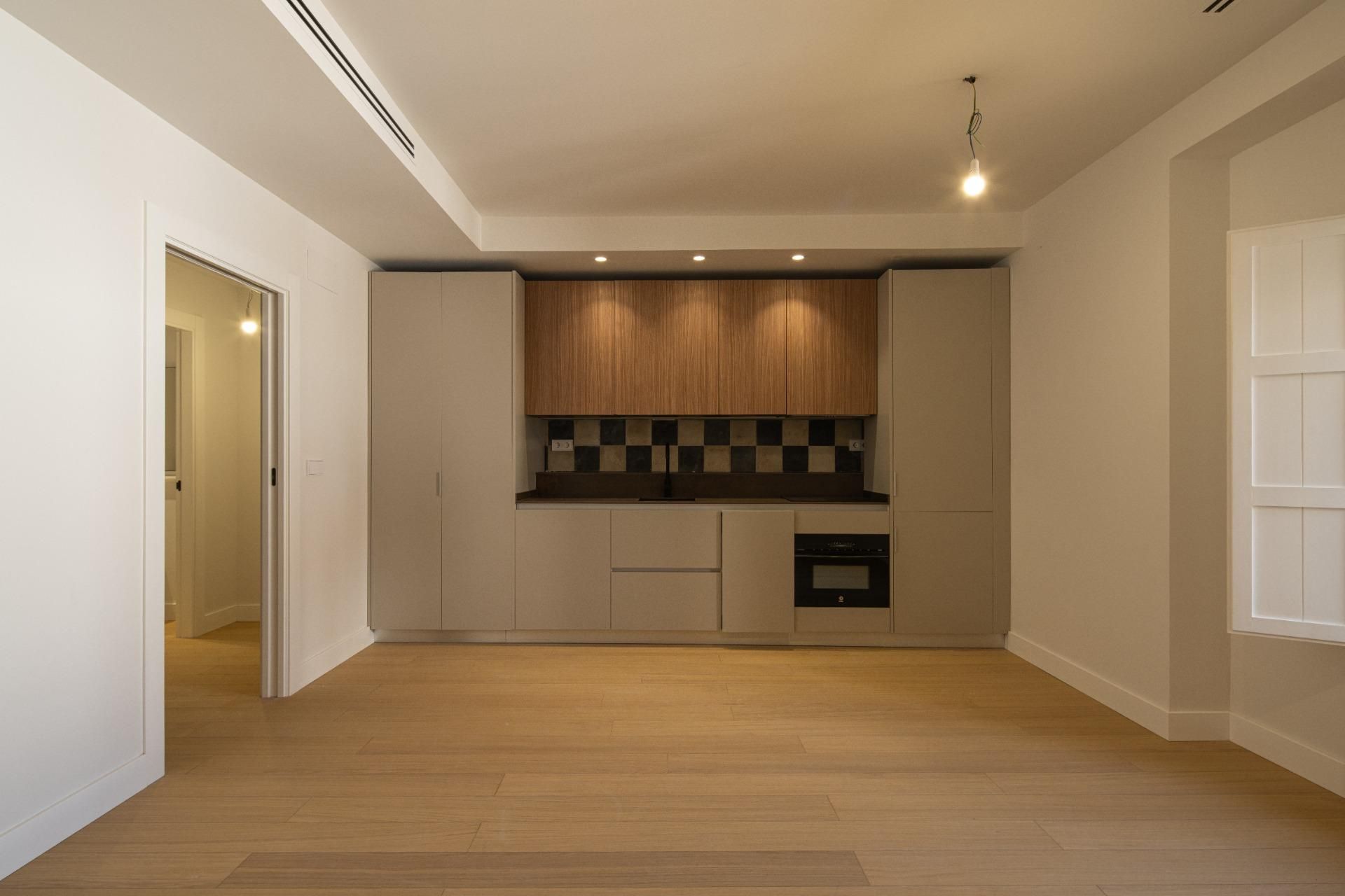 Kitchen of Flat for sale in  Granada Capital  with Air Conditioner