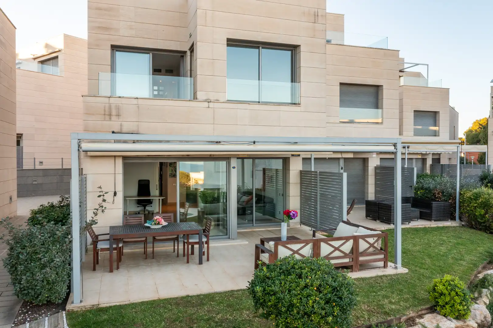 Doppelhaushälfte mit Pool zum Verkauf in Carrer dels Pins 13, imagen 5