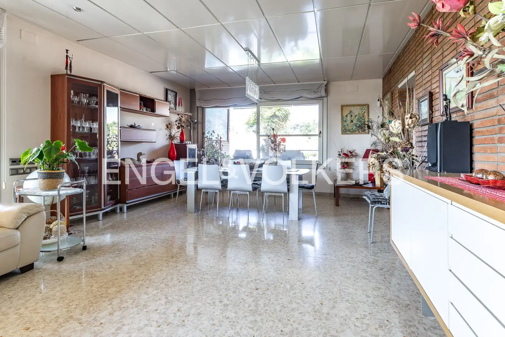 Comedor de Casa o chalet en venta en Canovelles con Aire acondicionado, Calefacción y Jardín privado
