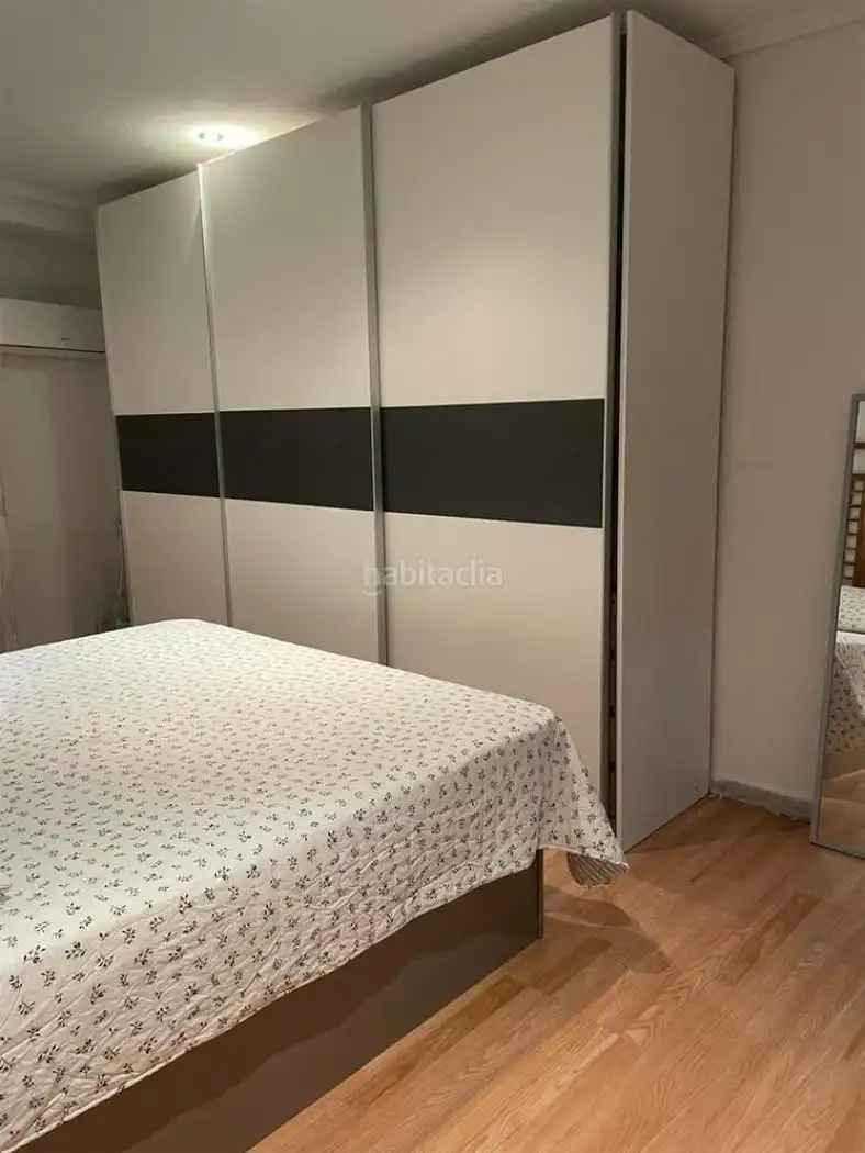Piso con ascensor en venta en Carrer Antonio Machado 10, imagen 3