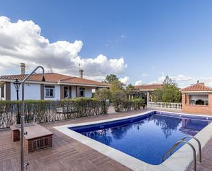 Piscina de Casa o xalet en venda en Las Gabias