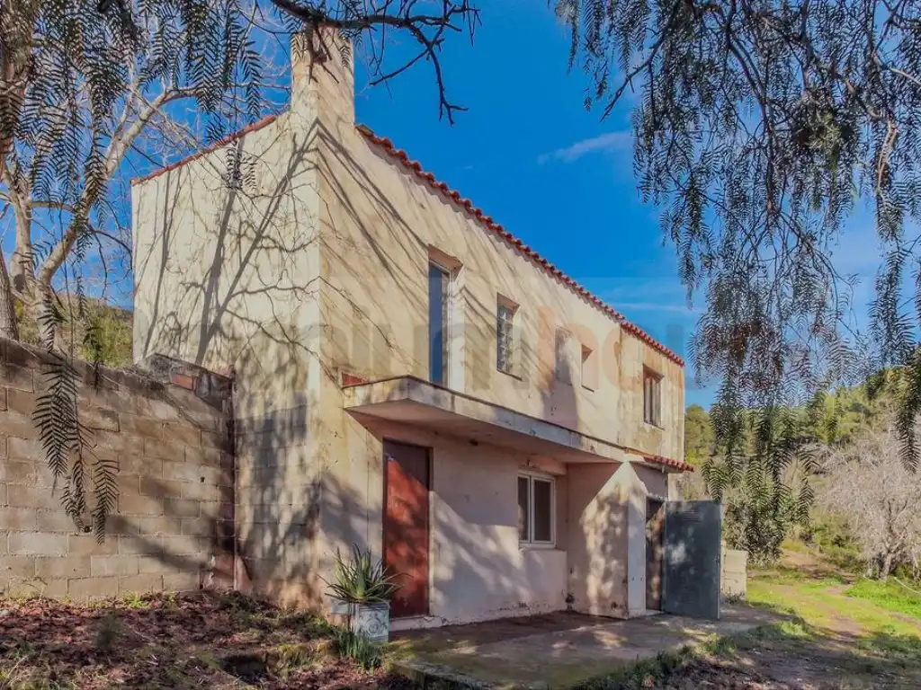 Vista exterior de Casa o xalet en venda en Castellvell del Camp amb Jardí privat