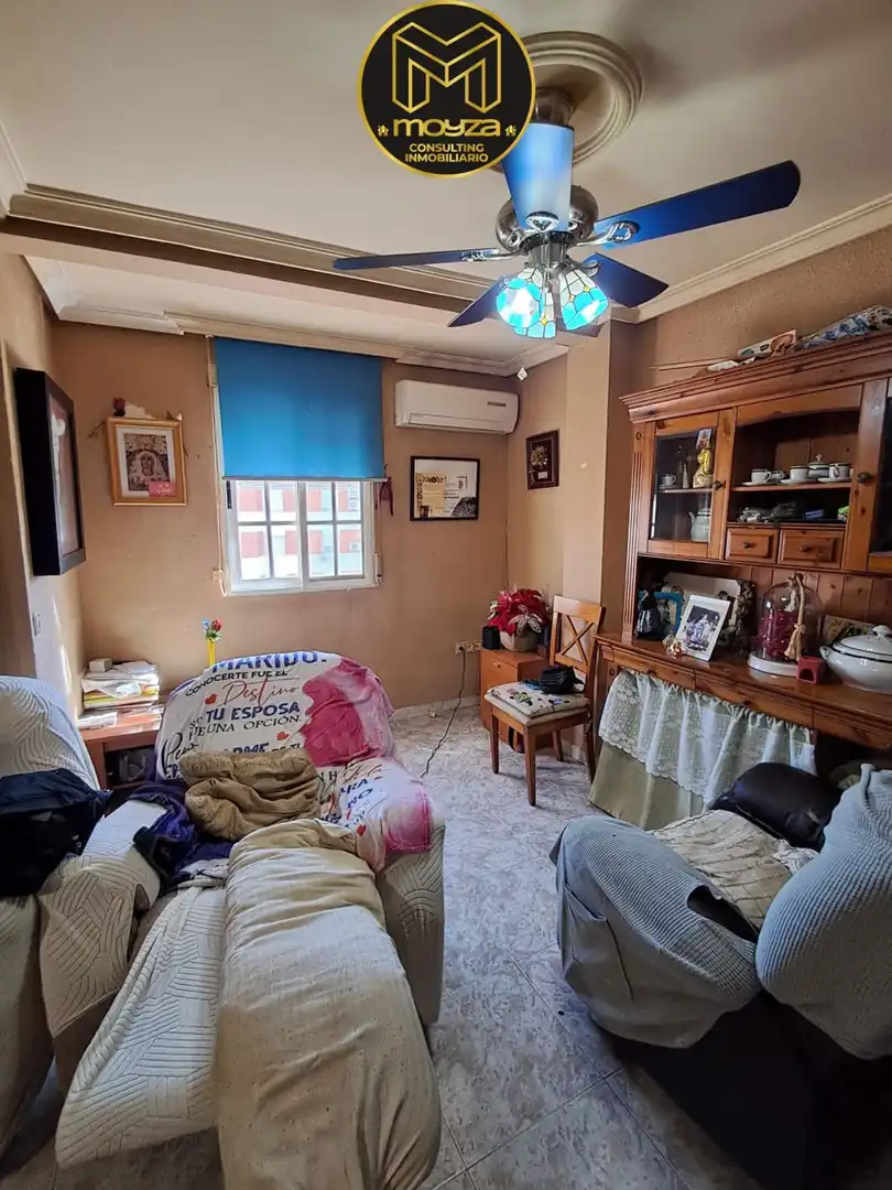 Sala de estar de Piso en venta en Linares con Aire acondicionado, Calefacción y Terraza