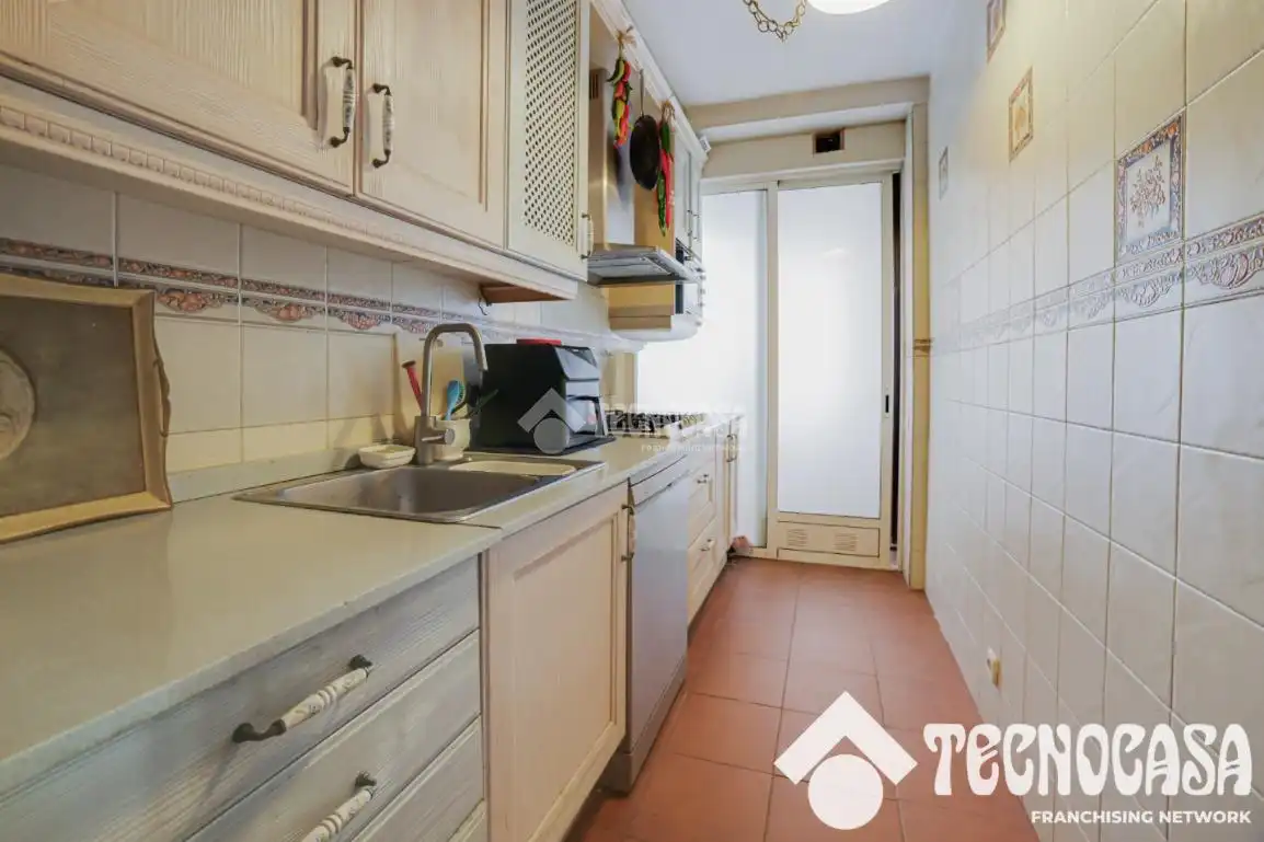 Cocina de Piso en venta en Barcelona con Aire acondicionado y Calefacción
