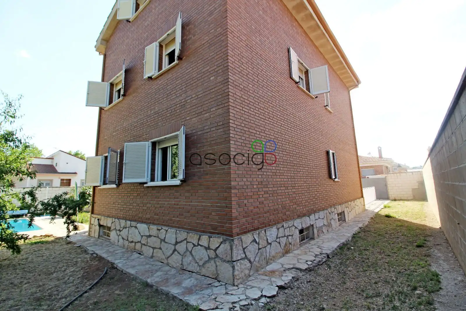 Exterior view of Houses for sale in Cabanillas del Campo  with Heating and Swimming Pool