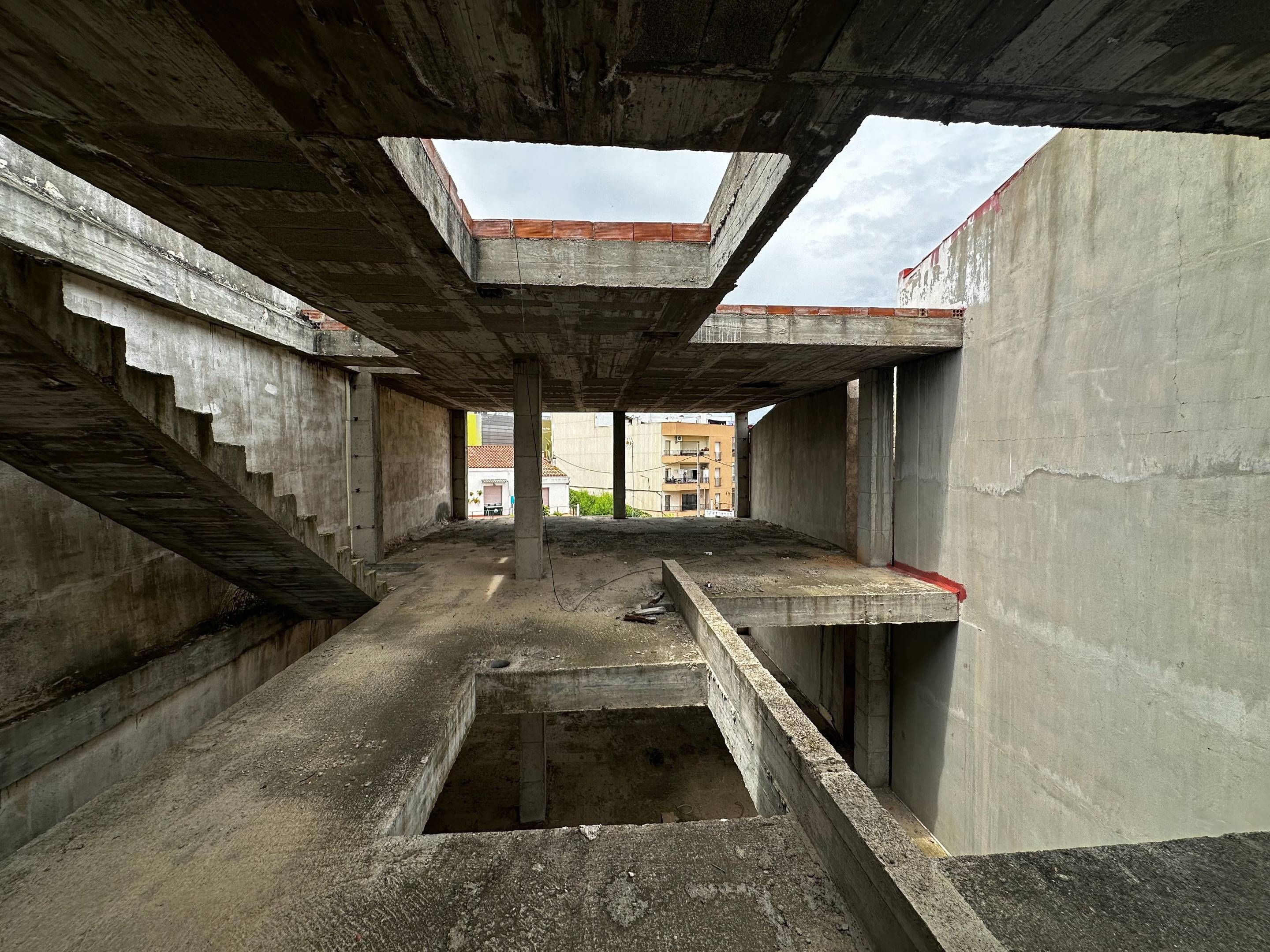 Vista exterior de Edificio en venta en Esparreguera