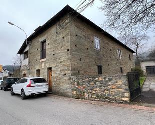 Vista exterior de Casa o xalet en venda en Vega de Espinareda amb Balcó