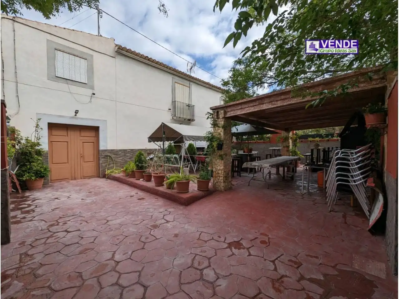 Jardí de Finca rústica en venda en Sax amb Jardí privat