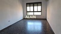 Bedroom of Flat for sale in  Valencia Capital  with Air Conditioner and Heating