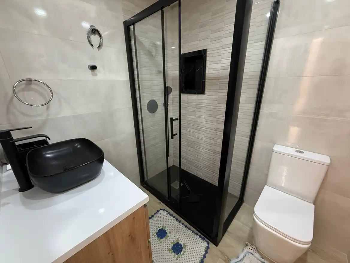 Adosado con terraza en venta en Carrer de Pajares, imagen 6