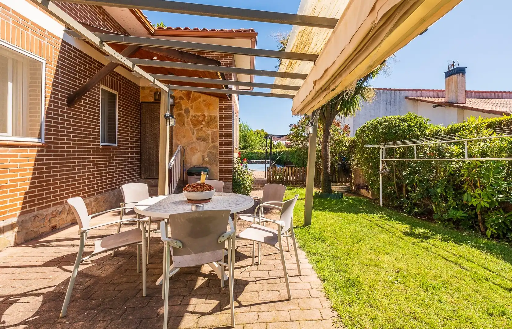 Detached house with pool for sale in Calle BILBAO, imagen 10