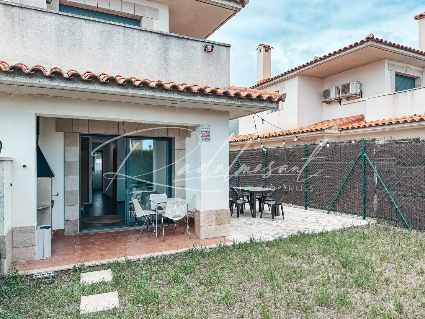 Casa pareada con piscina en venta en Carrer Carrer Migjorn, imagen 11