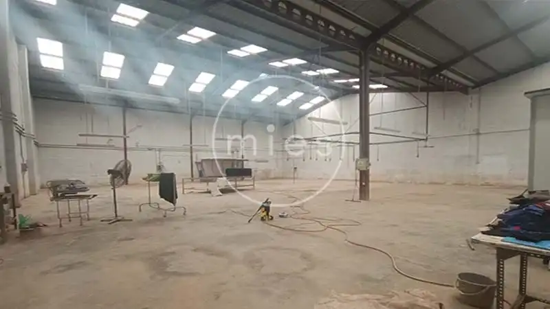 Nave industrial de alquiler en Aldaia
