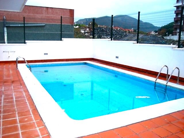 Swimming pool of Flat for sale in Castro-Urdiales  with Heating, Terrace and Balcony