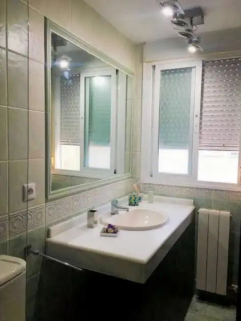 Bany de Pis en venda en Linares amb Aire condicionat i Calefacció