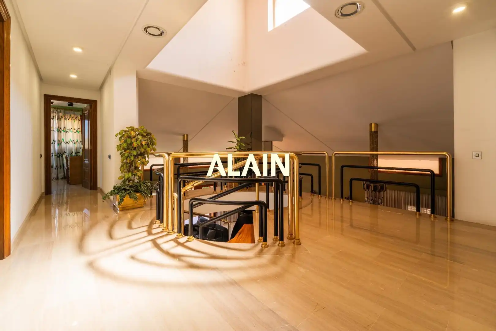 Casa o chalet en venta en Chiva con Jardín privado, Terraza y Trastero