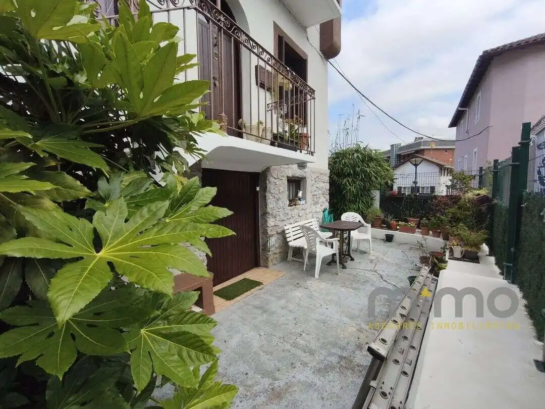 Terraza de Dúplex en venta en Errenteria con Calefacción, Trastero y Balcón