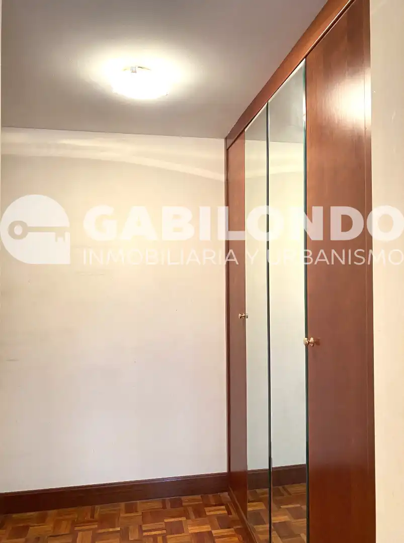 Dormitori de Pis en venda en Elgoibar amb Calefacció, Parquet i Traster