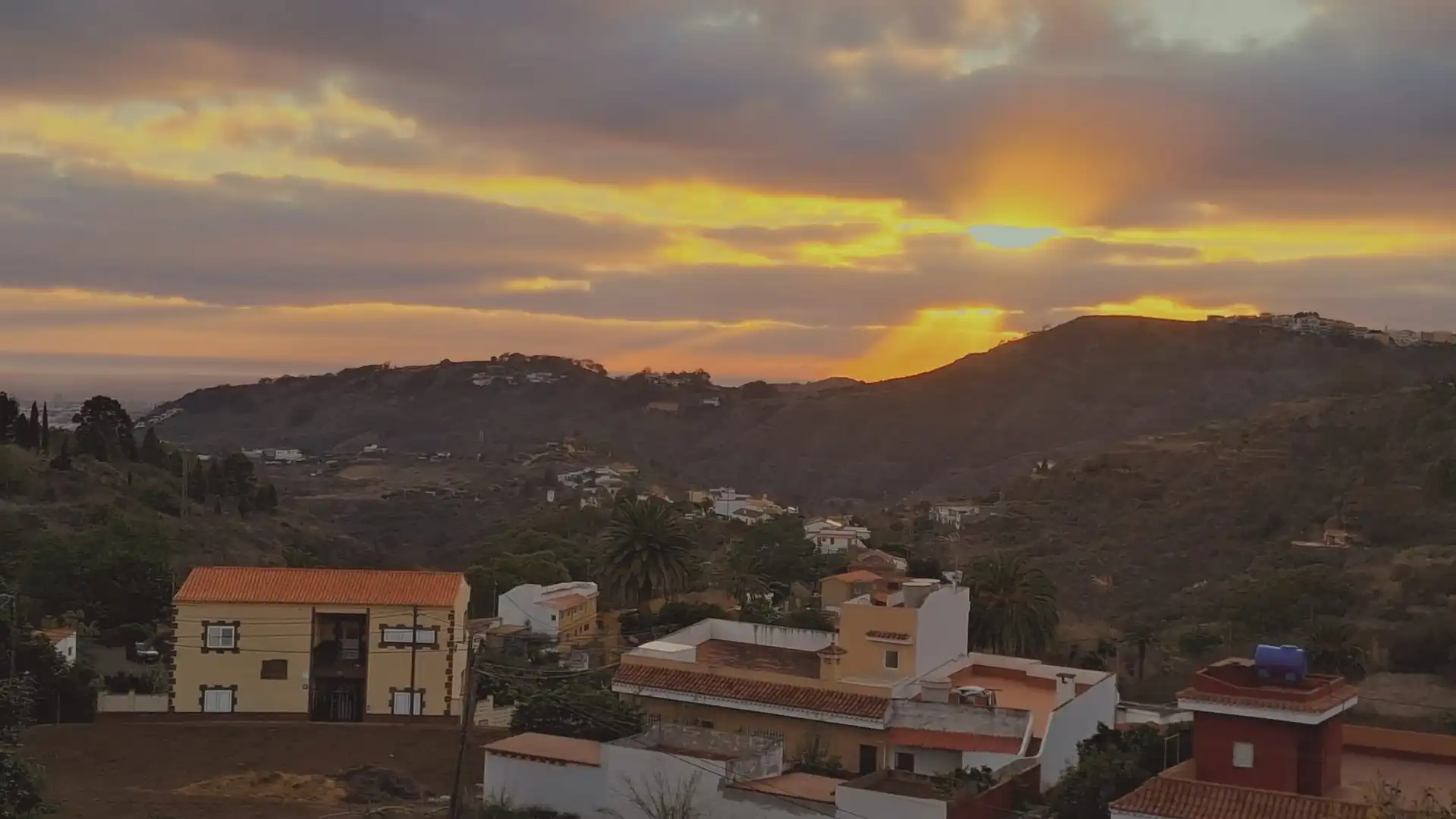 Vista exterior de Dúplex en venta en Teror con Terraza y Trastero