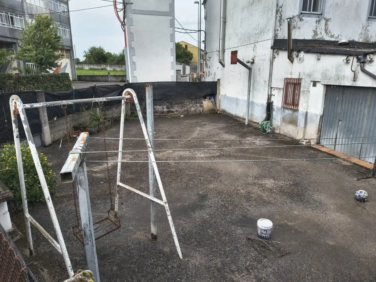 Parking de Casa adosada en venta en Lugo con Jardín privado y Terraza